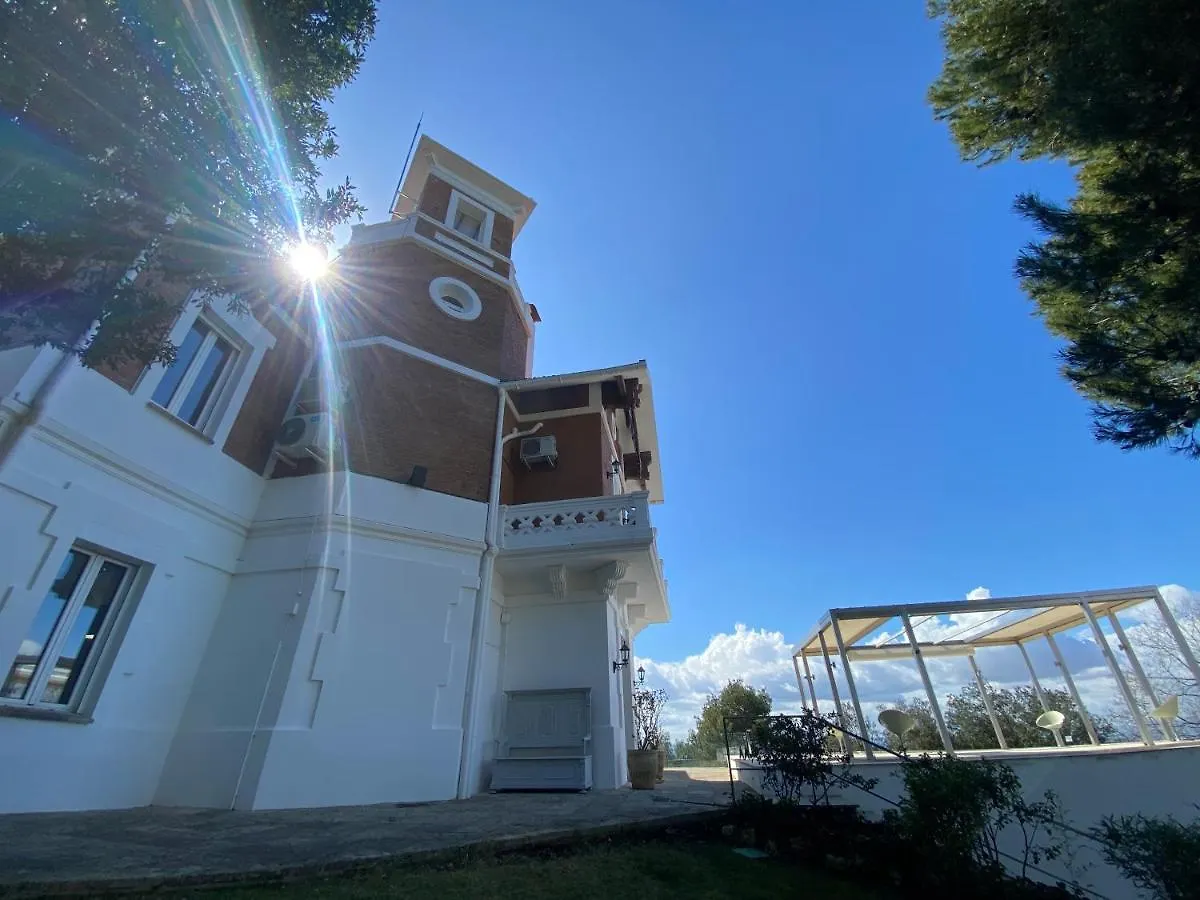 Hotel Aya House Barcelona 0*, La Floresta Pearson Španělsko
