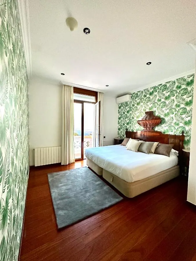 Aya House Hotel Barcelona La Floresta Pearson
