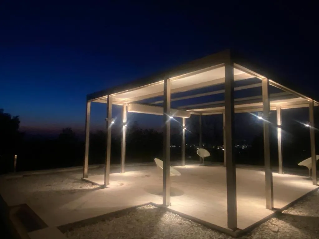 Resort Aya House Hotel La Floresta Pearson
