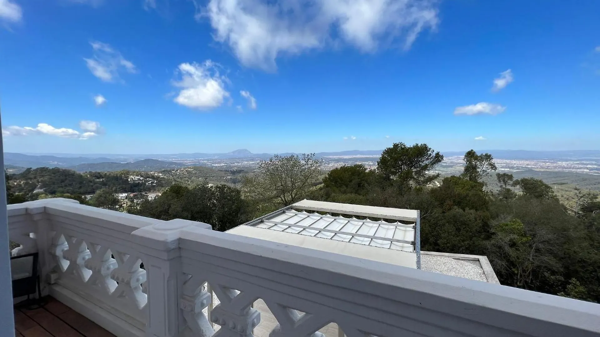 Aya House Ξενοδοχείο Βαρκελώνη Θέρετρο La Floresta Pearson