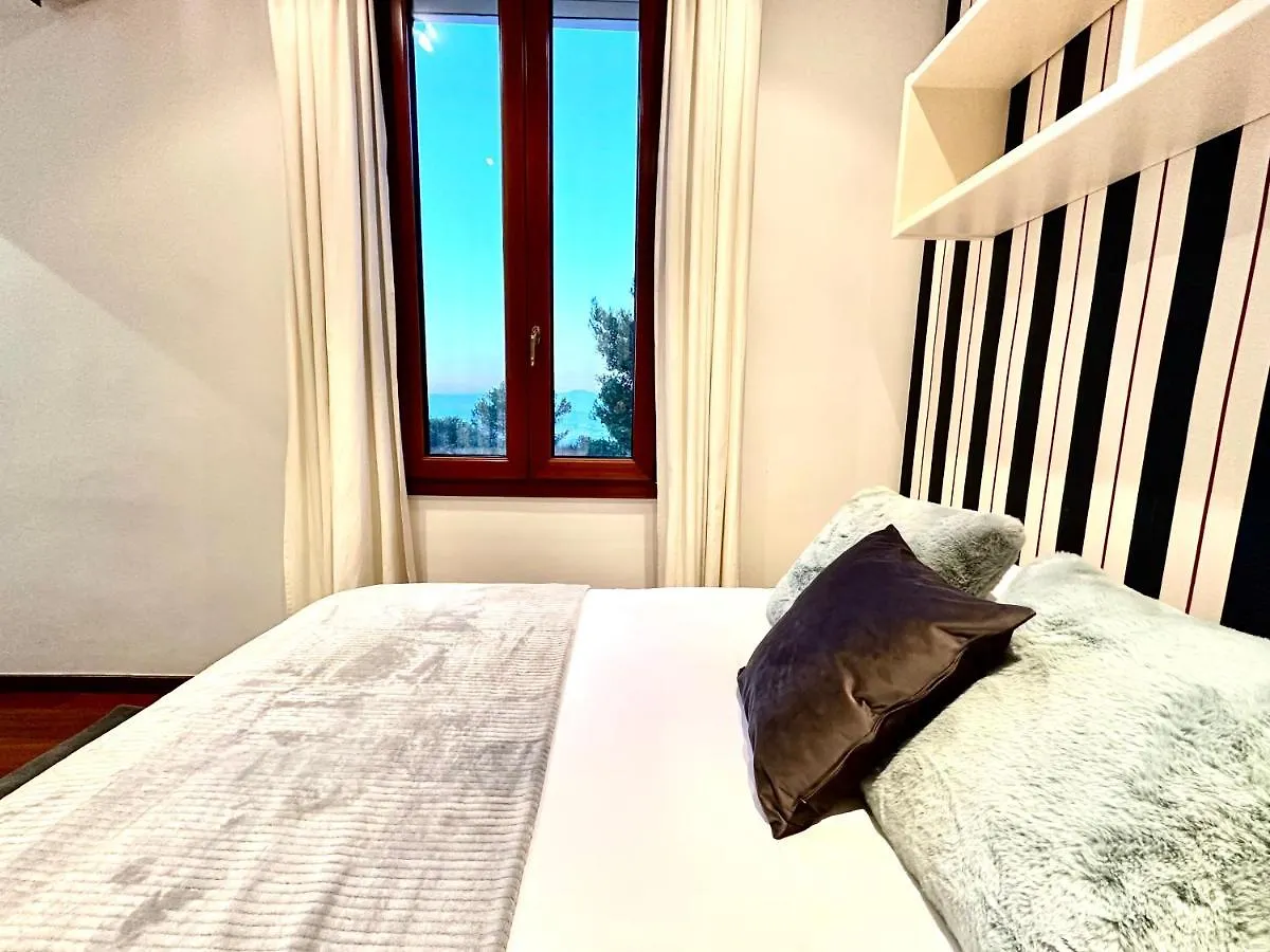 Resort Aya House Hotel Barcelona Spain