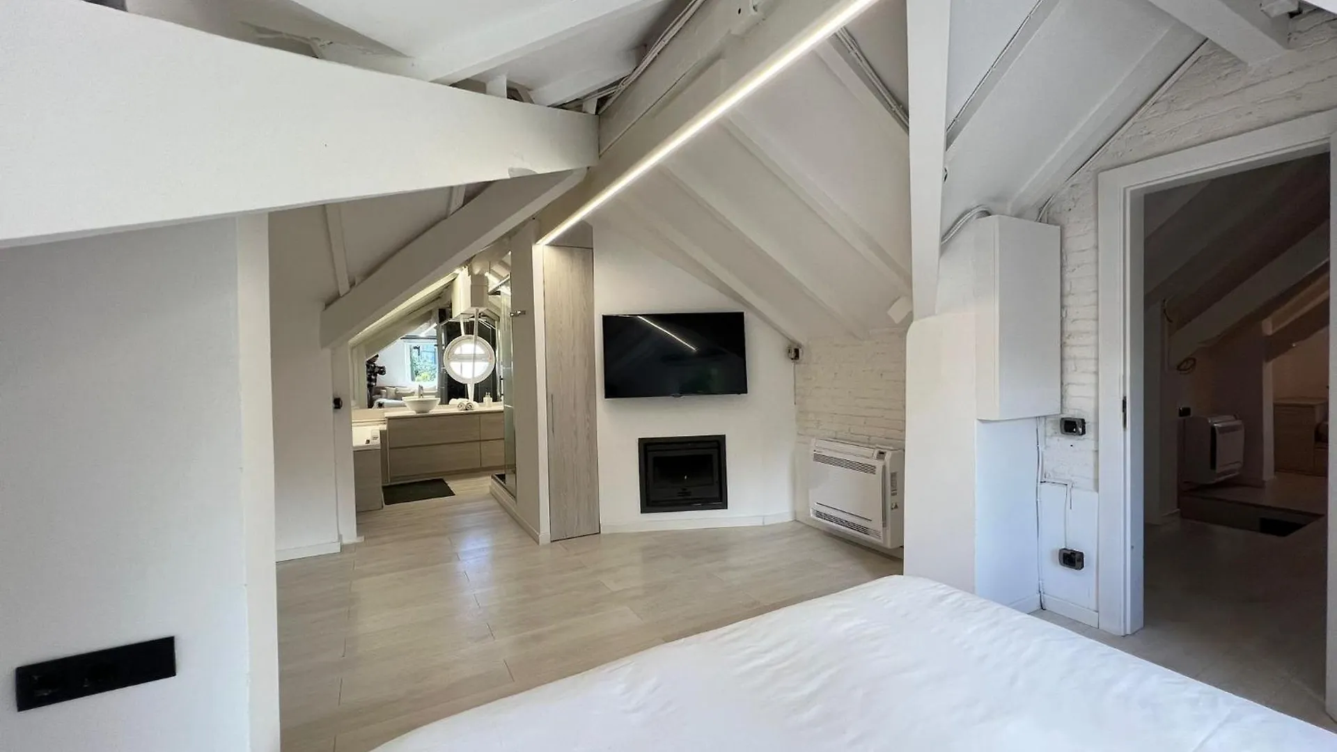 Aya House Hotel Barcelona