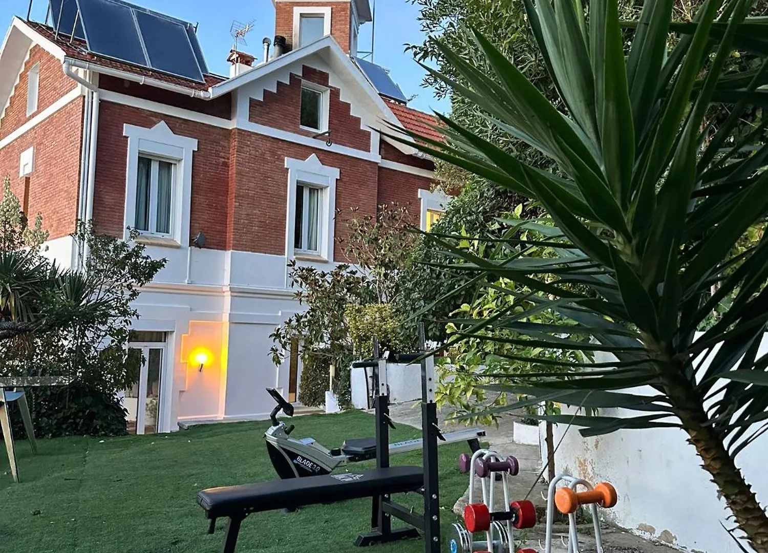 Resort Aya House Hotel Barcelona Spain